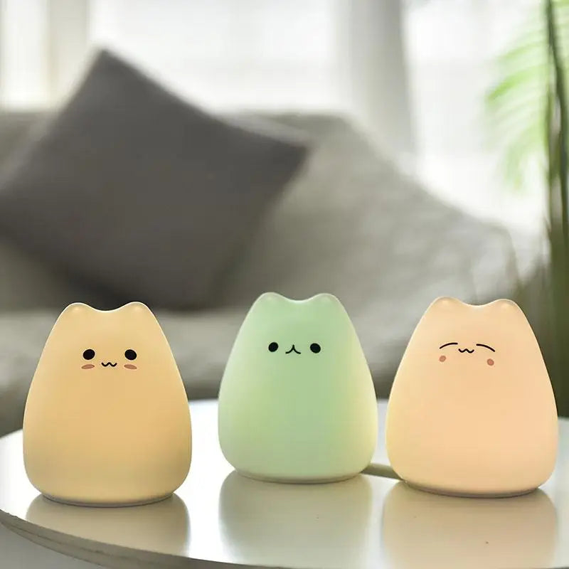 Fall Cute Cat LED Color Night Light, Decorative Night Light, Desktop Atmosphere Bedside Lamp for Bedroom Decoration, LED Desktop Light for Party Festival Birthday Gift, Girls Bedroom Furniture